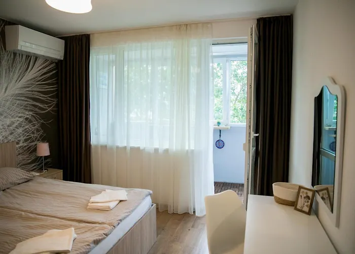 Apartment Sea View Warna