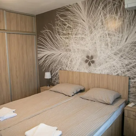 Sea View Apartment *